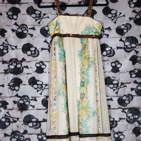 THE COLLECTION BY SARASARA BEADED BUST - Picture 1 of 3